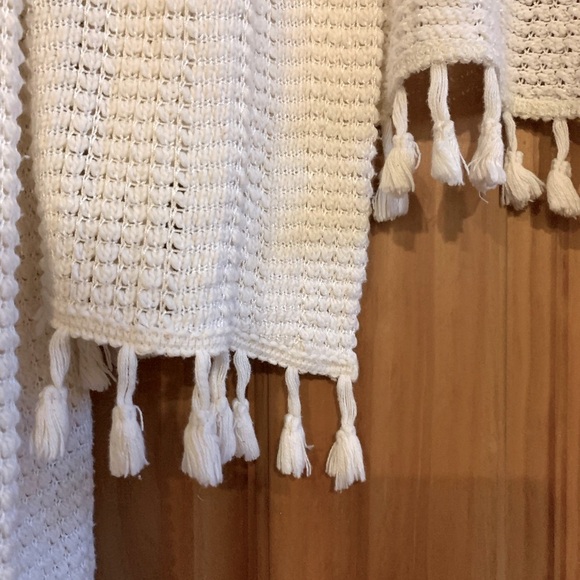 LAmade SUSTAINABLE CARDIGAN  SWEATER TASSELS DETAILS M / L  NWOT - Picture 3 of 7